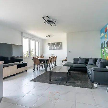 Daire Disneyland-paris 11pers, 2parkings, Wifi, *